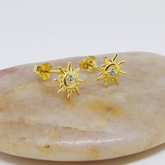Tiny Dainty Gold CZ Sun Stud Earrings - Picture 3 of 7